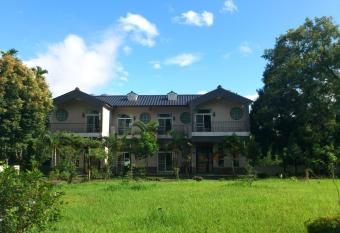 Feng Lin Homestay has Balcony rooms