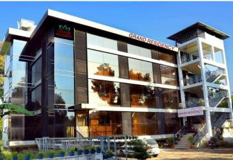 Airport Cochin Grand Residency , NEDUMBASSERY allows 18 year olds to book a room