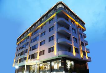 Bayrak Grand Hotel has Balcony rooms