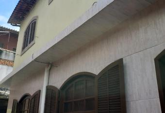 CASA PROXIMA A PRAIA menos de 10 MINUTOS a P   allows 18 year olds to book a room