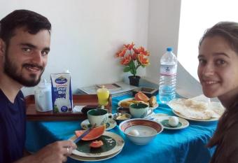 Piumi Tour & guest house allows 18 year olds to book a room