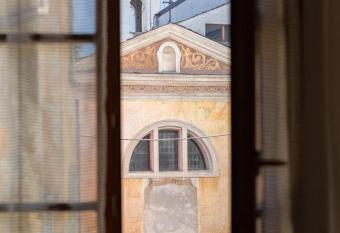 Appartamento Sant Agostino has Balcony rooms