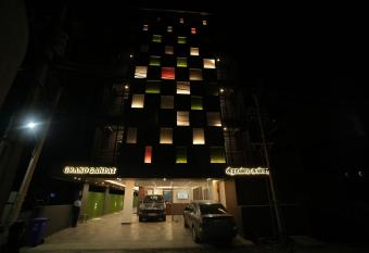 GRAND GANPAT has Balcony rooms