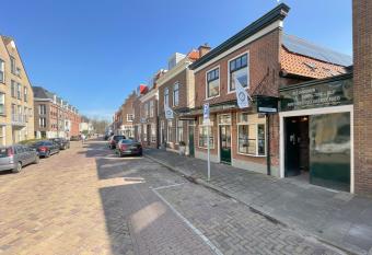 Bed & Breakfast Oude Bakkerij allows 18 year olds to book a room