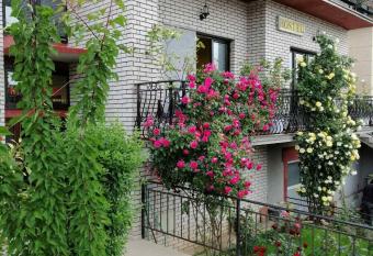 Sme  taj-ROOMS MARVELL has Balcony rooms