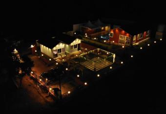 The Happy Cabins has Balcony rooms