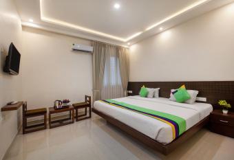 Treebo Trend Sans Sarav Kushalnagar allows 18 year olds to book a room