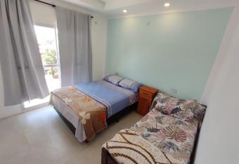 Apart Ezeiza 2C - Hasta 5 personas con cochera has Balcony rooms