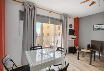 Apartamento Playa Las Vistas has Balcony rooms