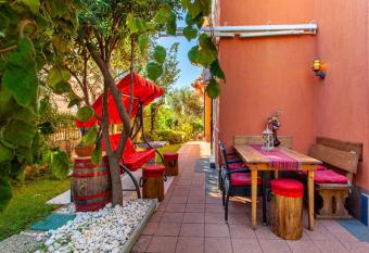 Apartmani Aleks has Balcony rooms