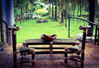 Livingstone Tranquil Woods, Ratnagiri allows 18 year olds to book a room