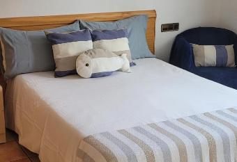 Can Carb   allows 18 year olds to book a room