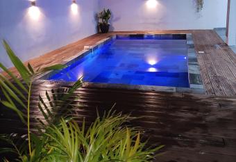 Villa O Bel Air has Balcony rooms