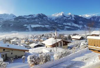 Maiskogelblick has Balcony rooms