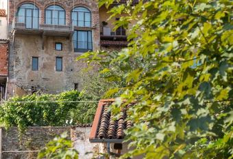 Le Case di Angelina - Langhe Loft & Suites has Balcony rooms