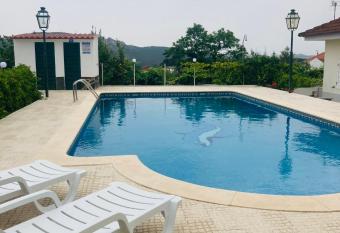 Monte das Cerejas has Balcony rooms