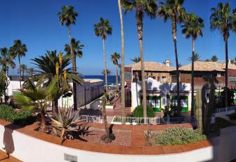 Santiago II has Balcony rooms