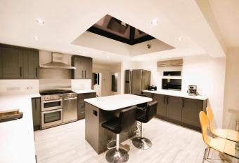 Gyffin View has Balcony rooms