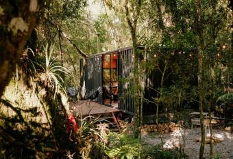 Reserva Alpes allows 18 year olds to book a room