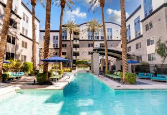 REMODEL-Skyline View+Heated Pool+King Beds+Parking - L3012 has Balcony rooms