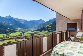 Ferienwohnung Dornauer has Balcony rooms