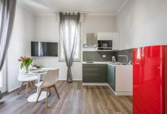 Cucchiari Suite 4B allows 18 year olds to book a room