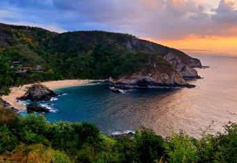 Casita Sarafina - Spectacular Ocean Front Bungalow for a Couple has Balcony rooms