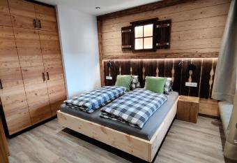 DaHome Appartements has Balcony rooms