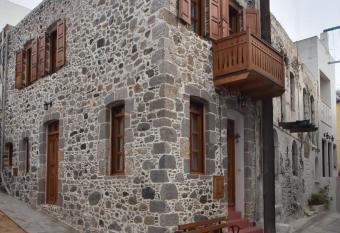 Patriko Nisyrian Guesthouse has Balcony rooms