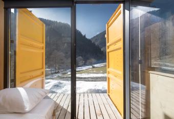 ROOMBOX Likani allows 18 year olds to book a room