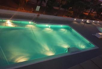 5 min walk to Gold Mile and 7min to best Las Americas Beach WiFi has Balcony rooms