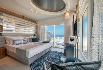 Port Tower by Isrotel Design allows 18 year olds to book a room