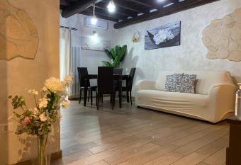 Casa Vacanze Historic House has rooms with a private hot tub