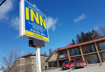 Owen Sound Inn allows 18 year olds to book a room