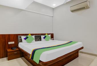 Treebo Trend Ten Eleven Grand allows 18 year olds to book a room