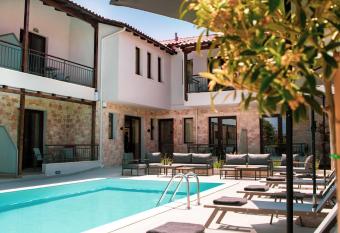 IADES suites has Balcony rooms