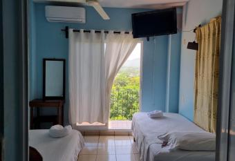 Casa La Paz 2 has Balcony rooms