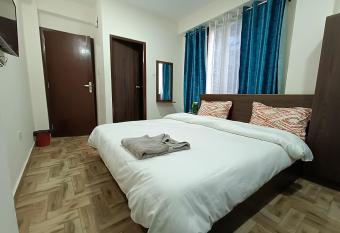 Snow Drop Guest House allows 18 year olds to book a room