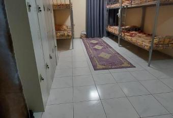 ROYAL AFH HOSTEL allows 18 year olds to book a room