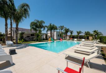 Perla Salentina has Smoking rooms