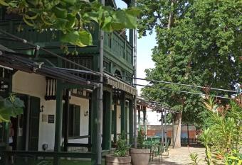 Sv  jci Lak Panzi   has Balcony rooms