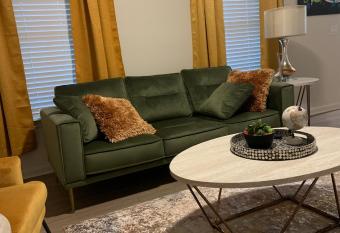 The heart of Dallas, Deep Ellum has Balcony rooms