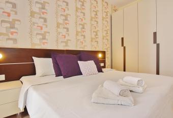 101 Moroni by Cast Renting has Balcony rooms