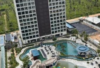 SALINAS PREMIUM RESORT has Balcony rooms