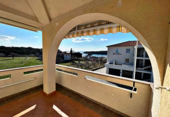 Apartman Eva Punat has Balcony rooms