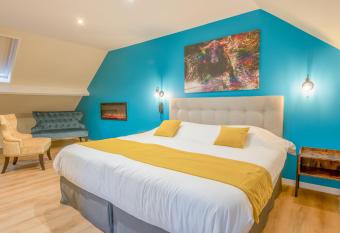 Castello has Balcony rooms