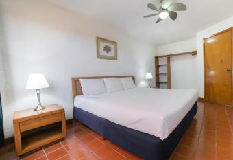 Hotel La Rinconada Santa Fe has Smoking/Balcony rooms