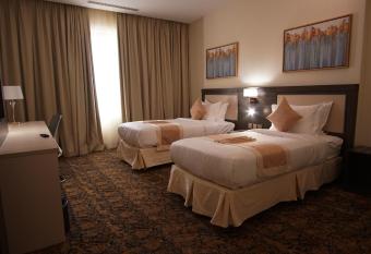 Hayat Al Riyadh Washam Hotel allows 18 year olds to book a room