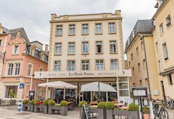H  tel Le Petit Po  te allows 18 year olds to book a room