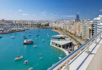 Superlative Penthouse with Valletta and Harbour Views allows 18 year olds to book a room